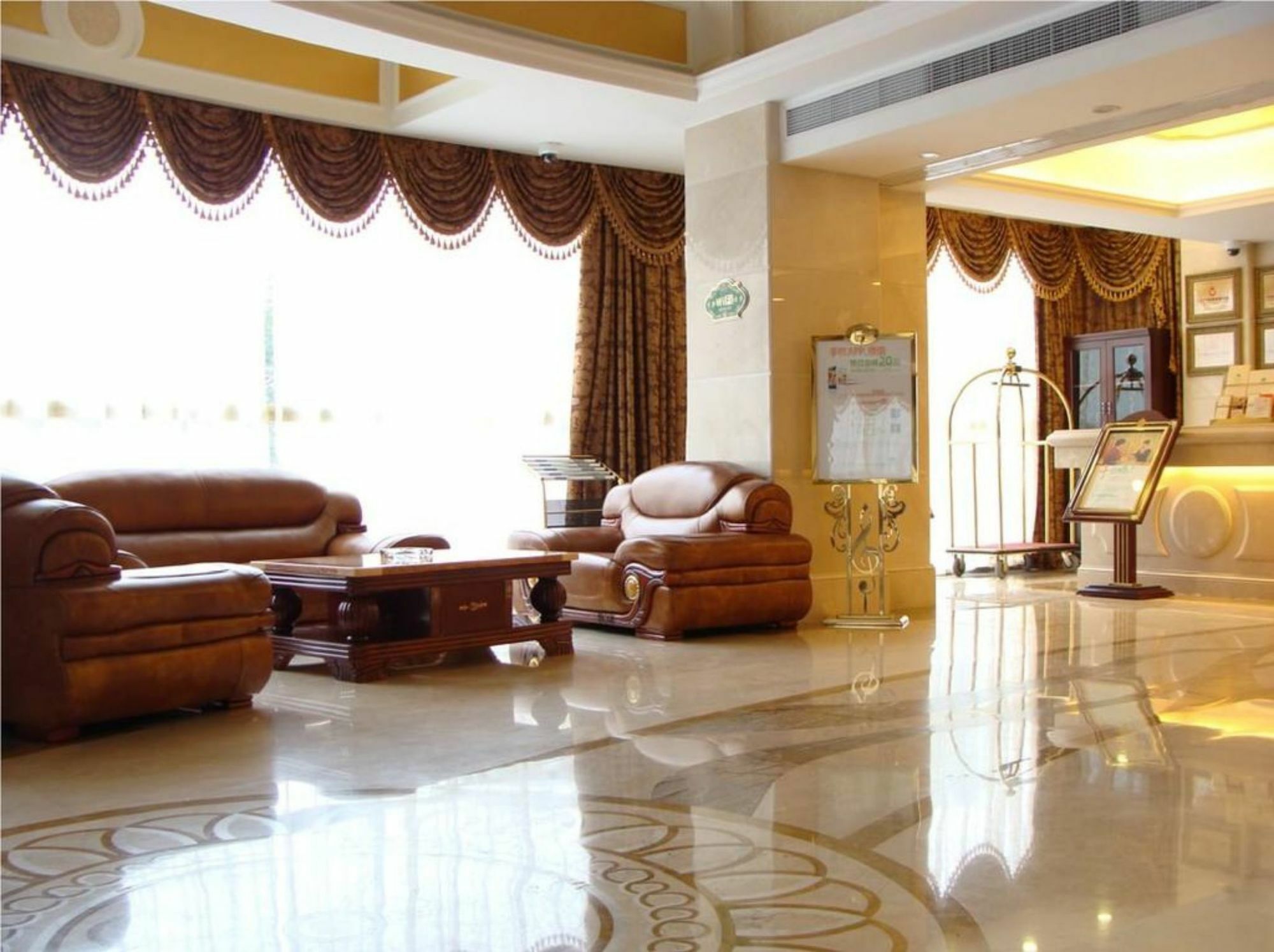 Vienna Hotel Xi'An Railway Station المظهر الخارجي الصورة